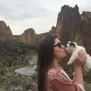 Meet your Posher, Maddie